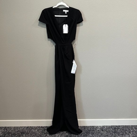 Dress the Population Dresses & Skirts - NWT Dress the Population Elijah Plunge Cutout Gown (S) Black